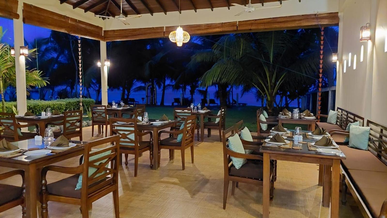 Lanka Beach Boutique Bungalows & Grand Villa Tangalle Kültér fotó